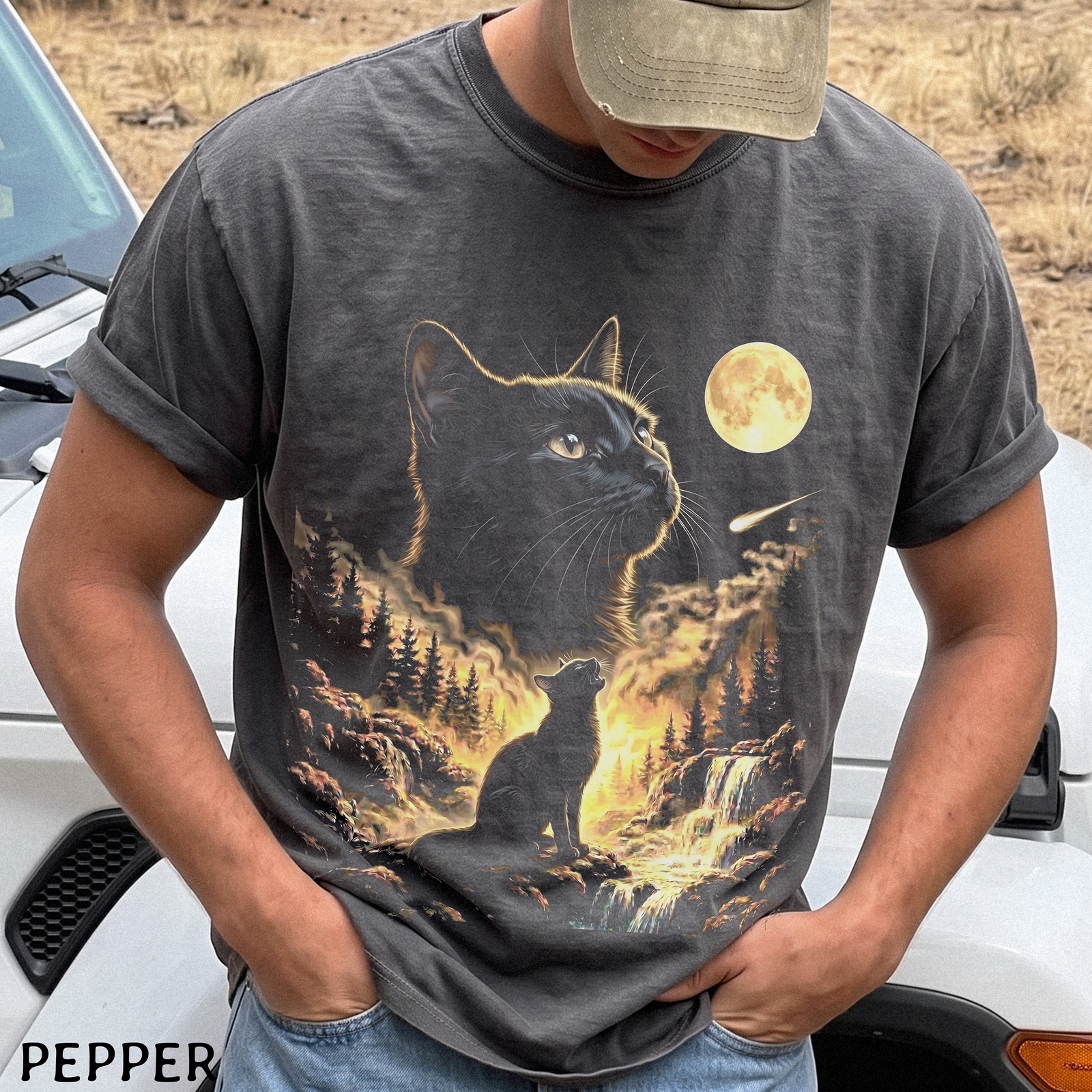 Black Cat Howling at the Moon Shirt – Comfort Colors® Tee