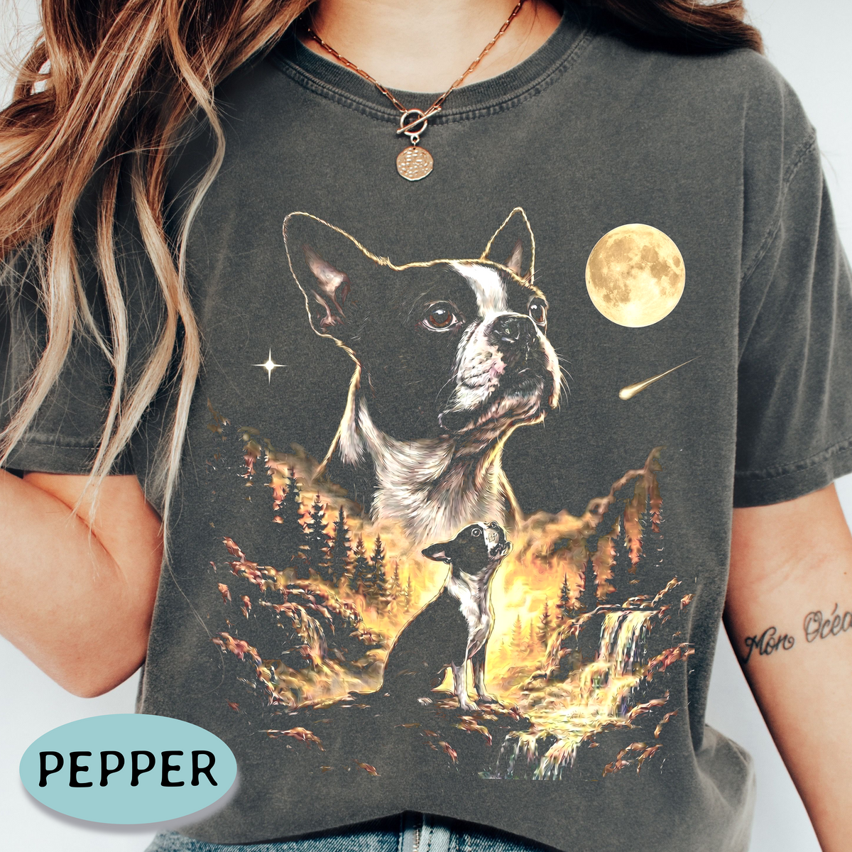 Boston Terrier Howling at the Moon Shirt – Comfort Colors® Tee