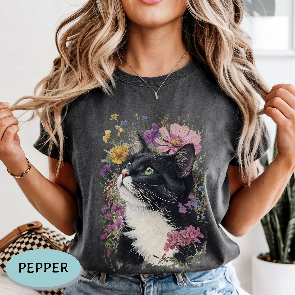 Tuxedo Cat Wildflower Shirt – Floral Comfort Colors® Tee